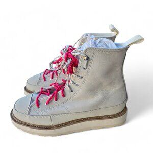 NWOT Converse Unisex Chuck Taylor All Star High Top Sneaker Cream White 8/9.5